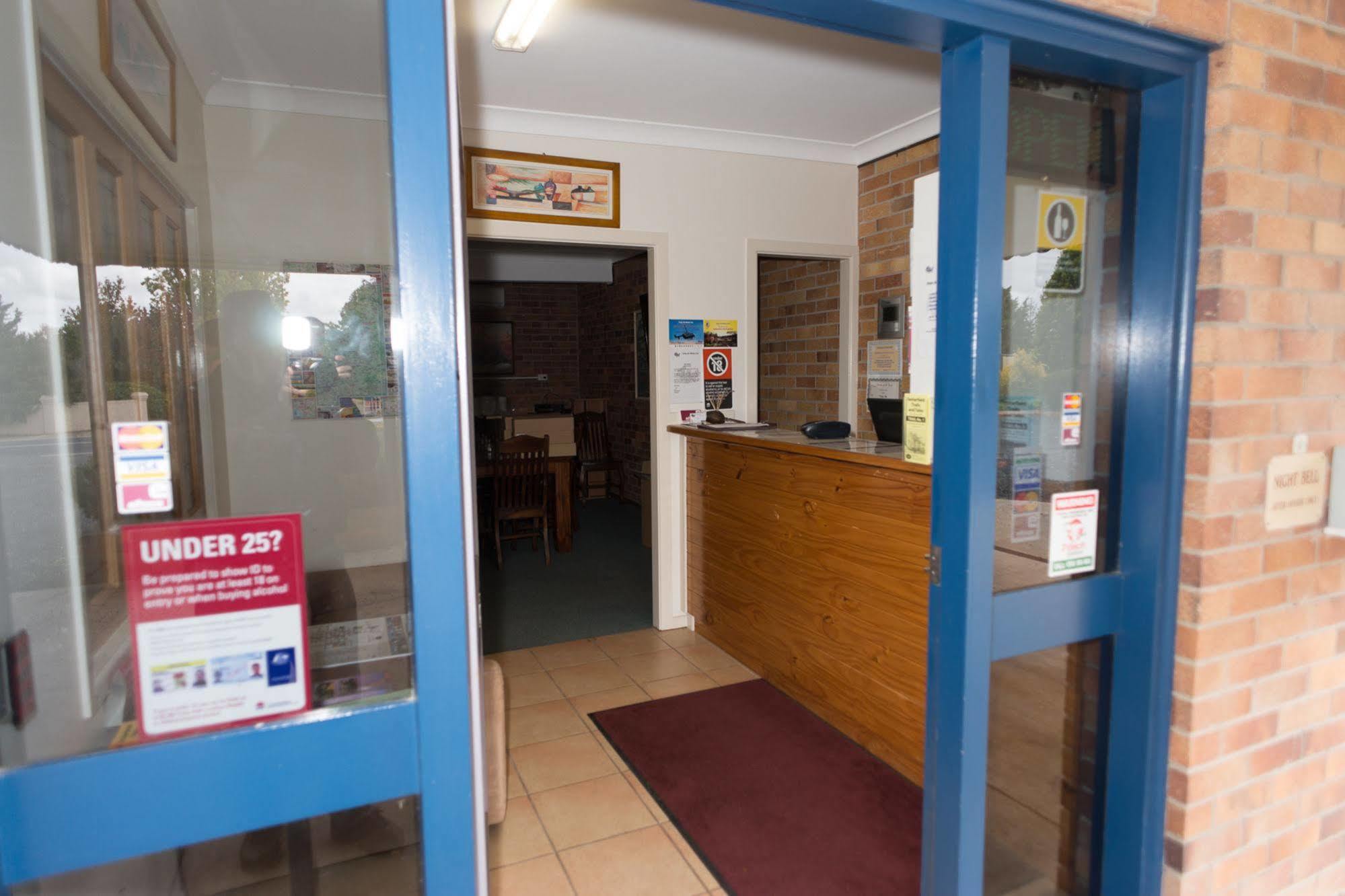 Tally Ho Motor Inn Tenterfield Dış mekan fotoğraf